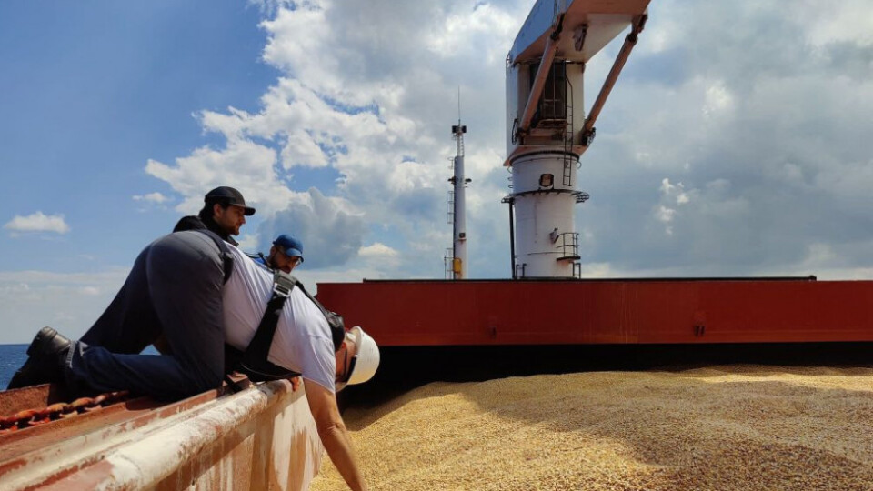 Спроба оминути санкції: чому білорусь хоче транзит зерна з України