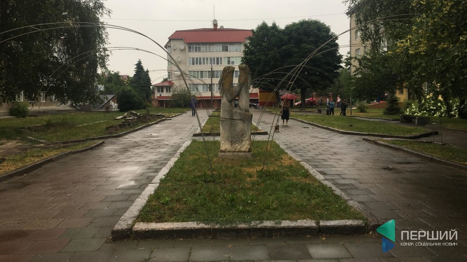 Копенгаген в центрі Луцька: показали, як реконструюють сквер «Розарій»