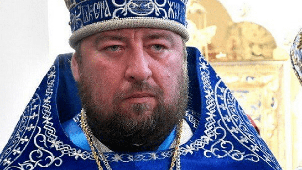 Луцький священник, який вийшов з московського патріархату, знову повернувся туди. Чому