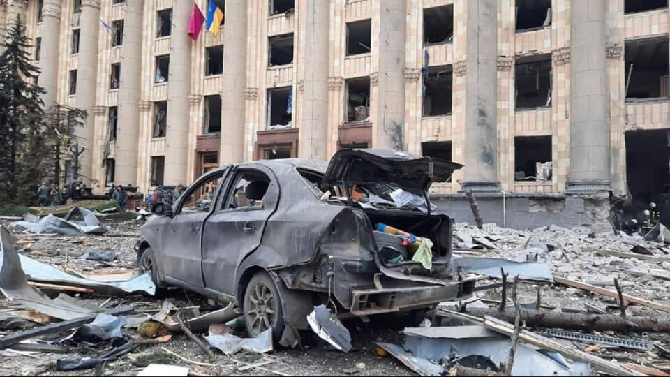 3 загиблих та 16 поранених: окупанти знову обстріляли житлові райони Харкова
