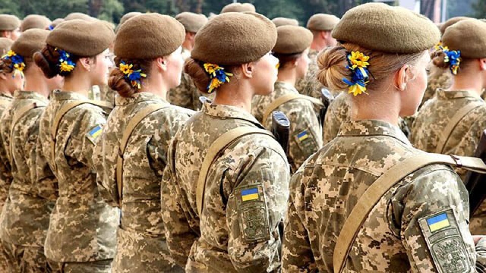 «Не йдеться про призов чи обов’язкову мобілізацію жінок до війська», - головнокомандувач ЗСУ
