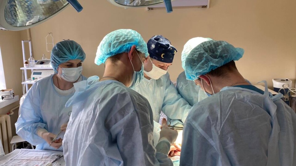 У Ковелі лікарі провели надскладну операцію. 59-річному пацієнту врятували життя