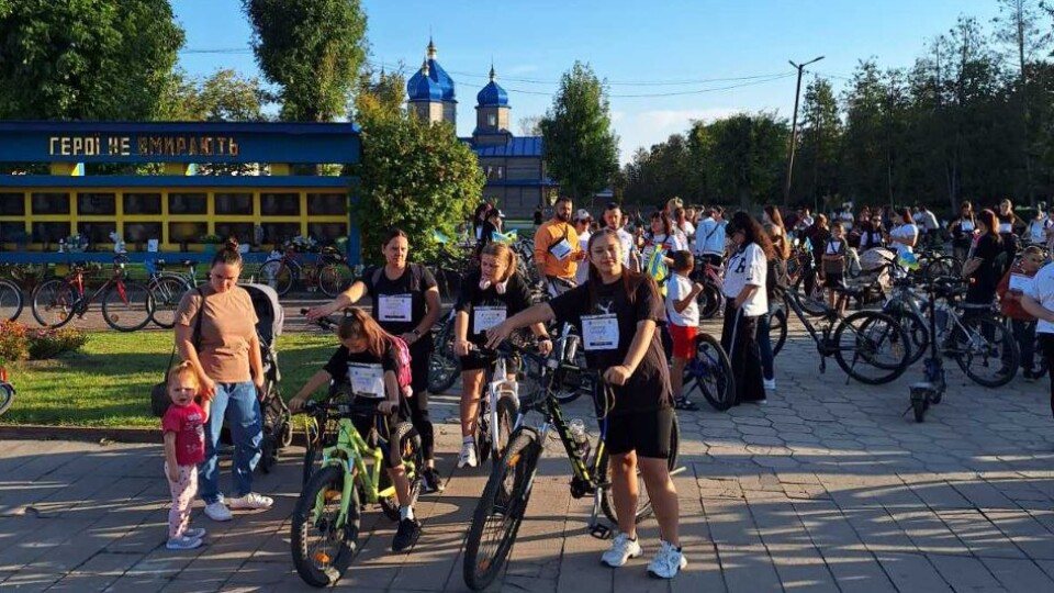 У місті на Волині велозаїздом вшанували загиблих Героїв. ФОТО