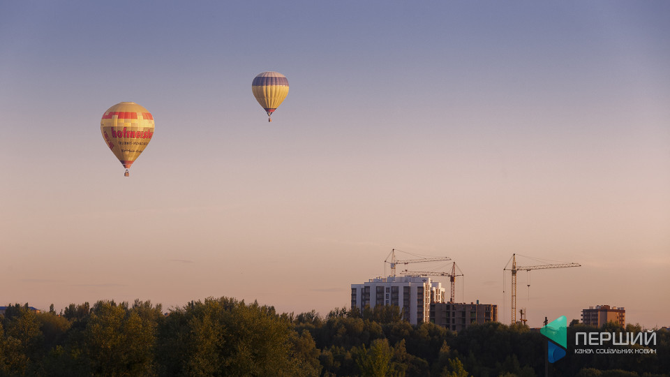 Вперше у Луцьку запустили повітряні кулі: як це було. ФОТО