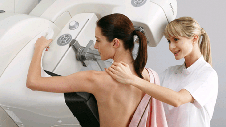 У Луцьку жінкам безкоштовно робитимуть мамографію. Як потрапити