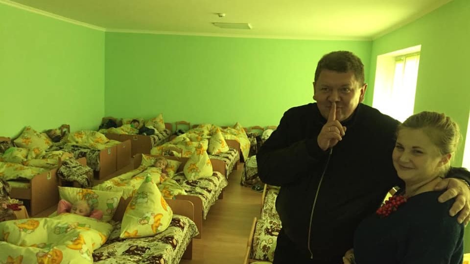 «Радість дітям і батькам!» – депутат Михайло Імберовський тішиться новим дитсадком у Кримному. ФОТО