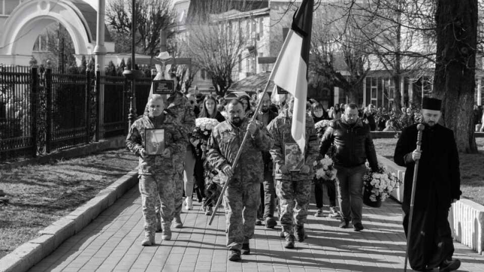 У Луцькій громаді попрощалися із Героями Юрієм Оверчуком та Олександром Пашківським. ФОТО