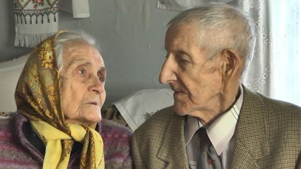 Разом вже 70 років. На Волині подружжя святкує «платинове» весілля