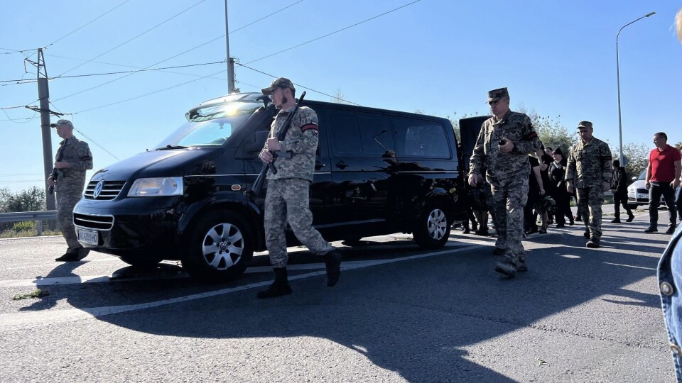 Загинув у боях на Харківщині: громада на Волині попрощалася зі своїм Героєм. ФОТО