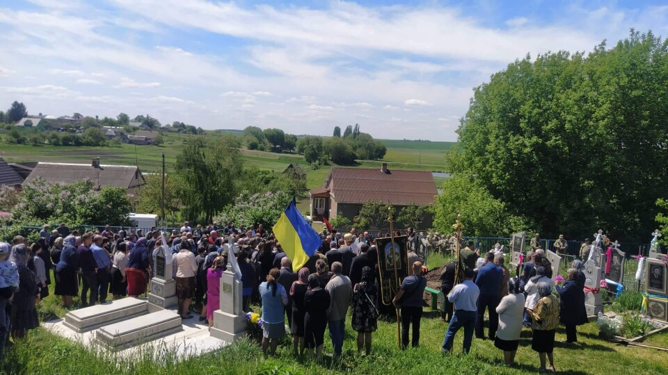 У Торчинській громаді попрощались з військовим, який загинув на Луганщині