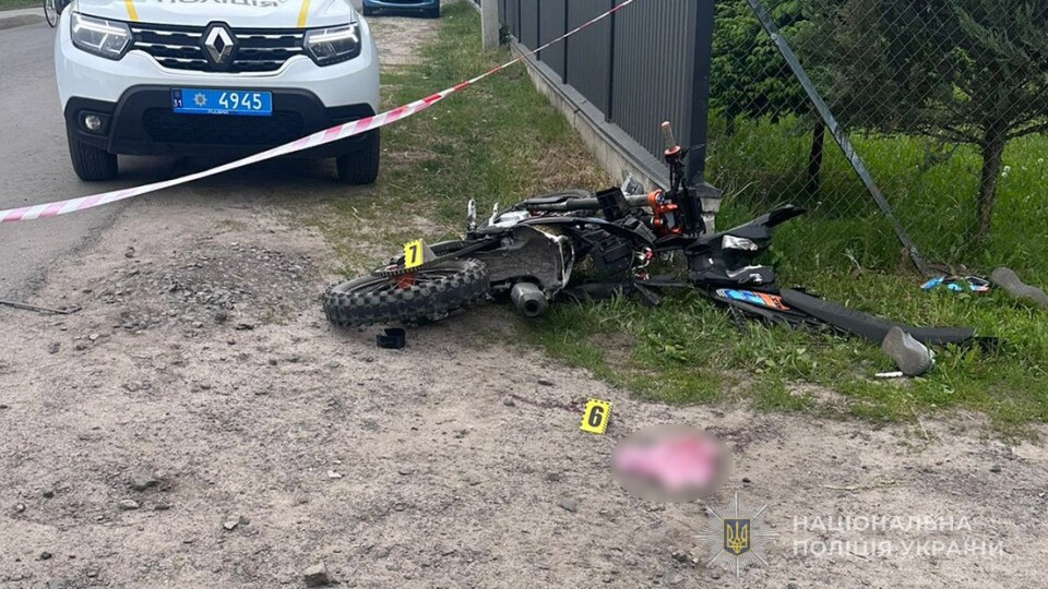 На Волині ВАЗ збив мотоцикліста: хлопця госпіталізували