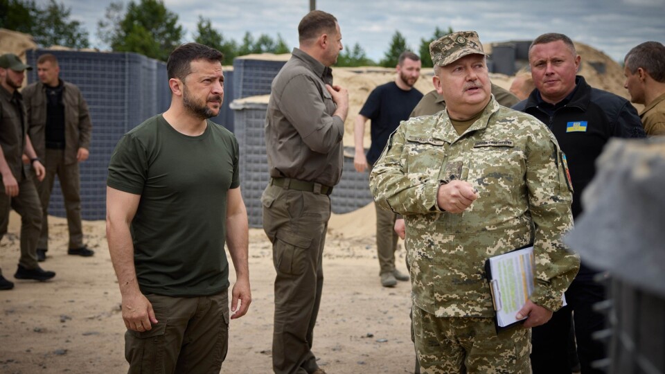 Зеленський приїхав на Волинь. Подивився, як будують фортифікації. ФОТО