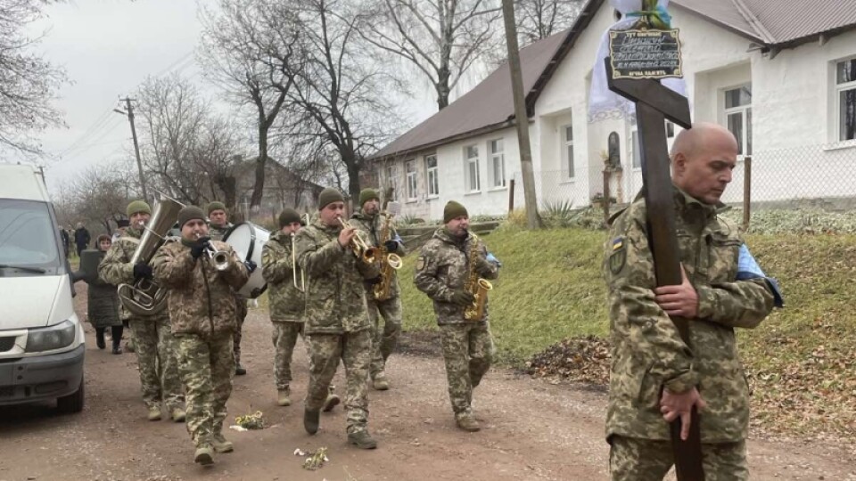 Громада на Волині попрощалася зі своїм захисником. ФОТО