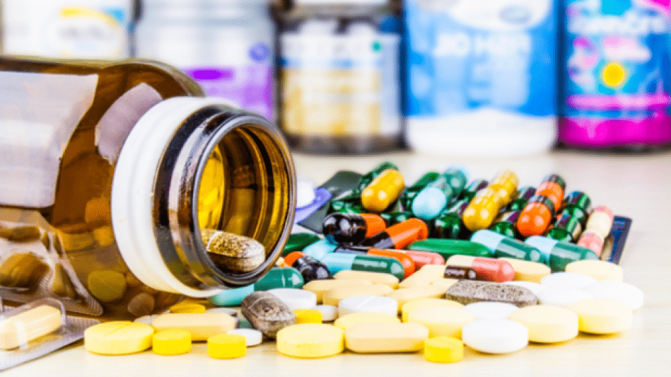 Чверть коштів українці витрачають на ліки, які не мають достатніх доказів  безпеки, — МОЗ