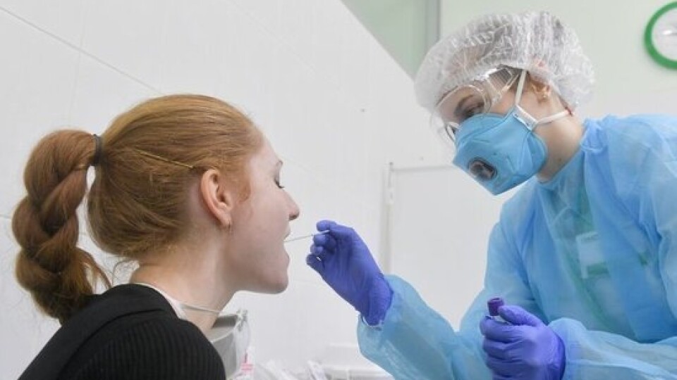 В Україні за добу майже у 1000 людей знайшли коронавірус