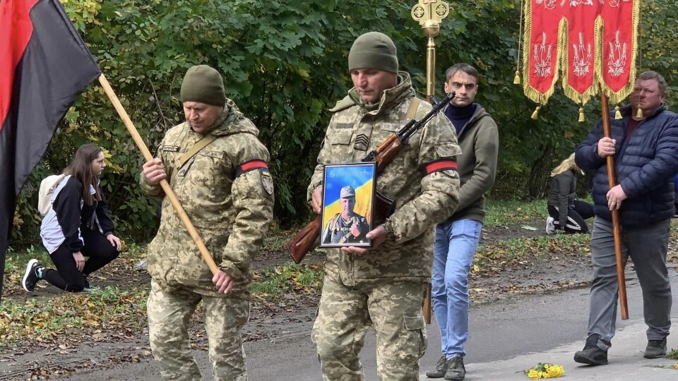 На Волині провели в останню путь загиблого матроса. ФОТО