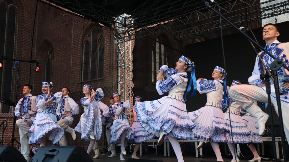 Танець довжиною у півстоліття: ковельський ансамбль «Барвінок» відзначив ювілей. ФОТО