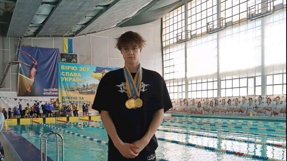 Юний параплавець із Луцька встановив рекорд України