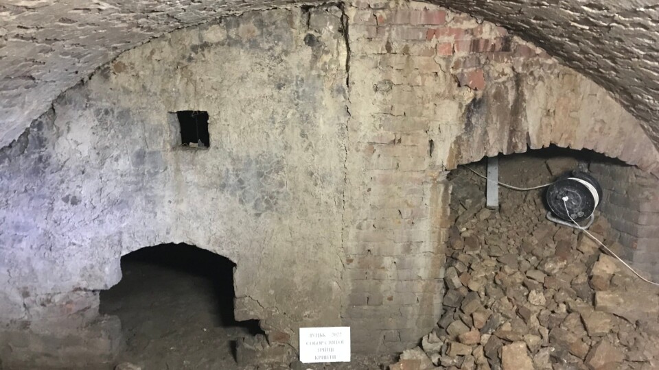 У Луцьку продовжують розкопки підземель храму Святої Трійці
