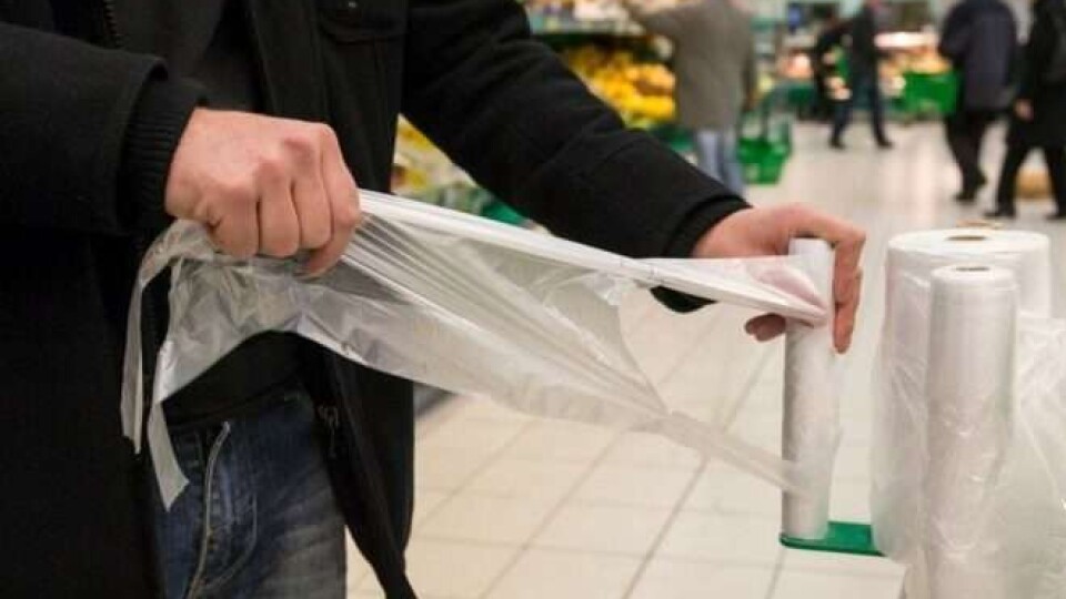 З 10 грудня в Україні пластикові пакети у магазинах будуть платні