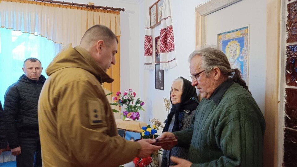 Рідним загиблих захисників з Волині вручили їх посмертні ордени