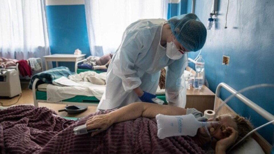 Пацієнти з ковідом часто обманюють, що вакциновані, – очільник Волинської обласної лікарні
