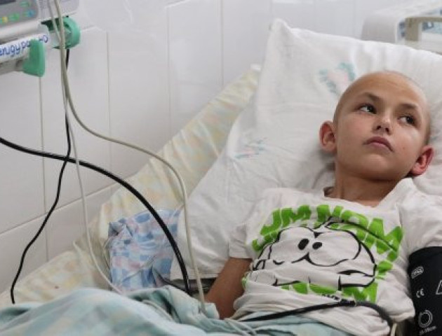 Львівські хірурги вперше сформували ногу 9-річному хлопчику з його ж кісток