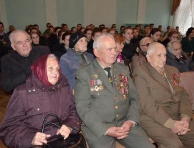 Лучанам презентували виставку «Волиняни у боротьбі за незалежність України». ФОТО