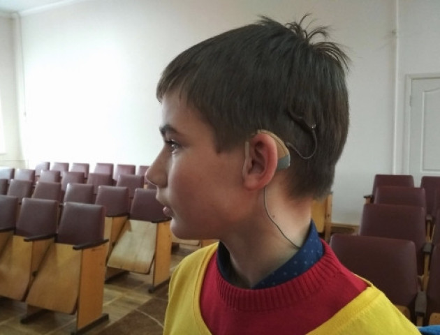 У Луцьку вперше провели операцію з відновлення слуху дитині