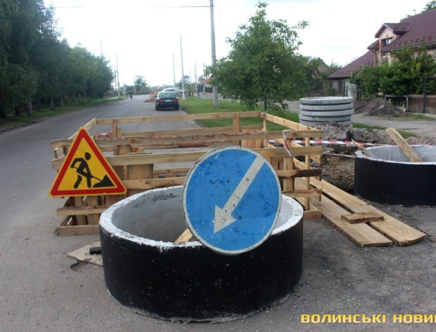 У Луцьку на Вересневому завершують будівництво нової каналізації