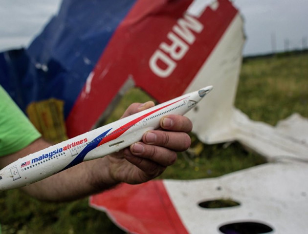 Хто і як заробляє на катастрофі Боїнга MH17