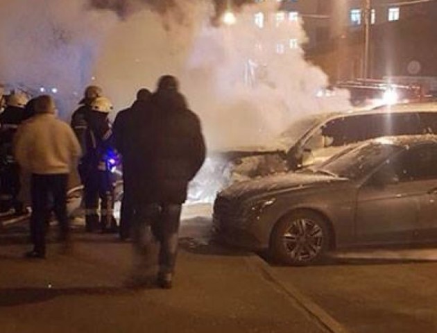 Оприлюднили відео підпалу авто прокурора у Харкові