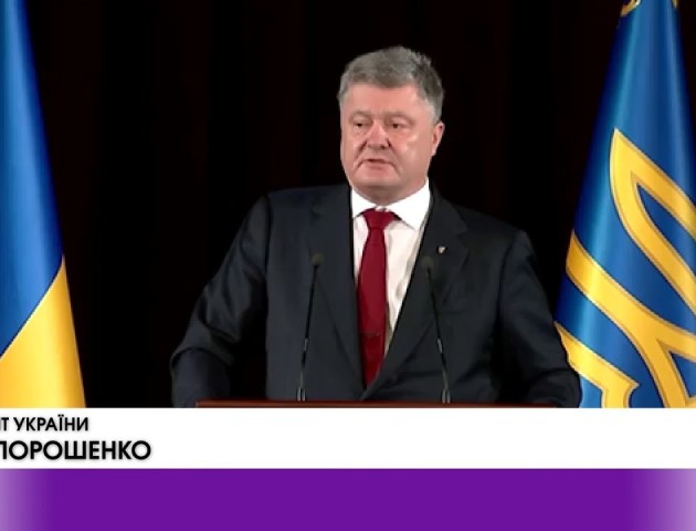 Президент вимагає пришвидшити прийняття закону «Про антикорупційні суди». ВІДЕО