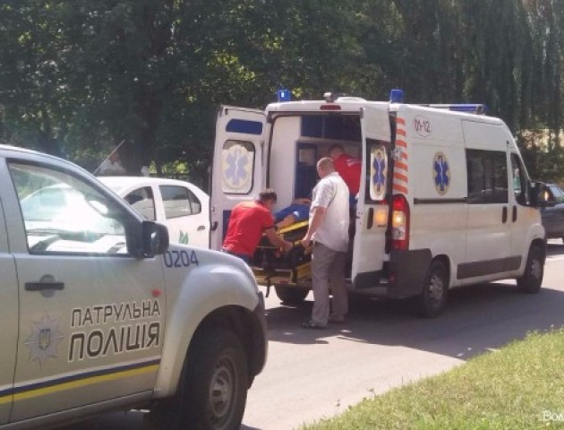 У Луцьку авто збило 13-річного юнака: подробиці ДТП