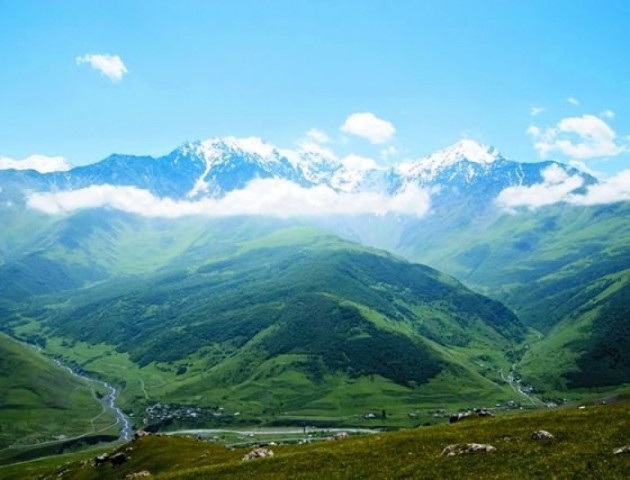 У горах Північної Осетії під каменепадом постраждали туристи з Одеси