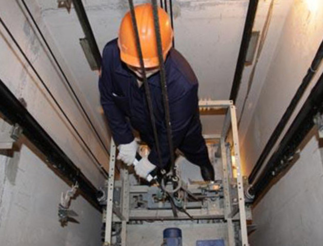 Лучани просять відремонтувати та модернізувати ліфти