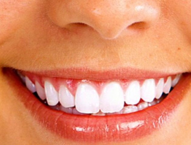 Робот-стоматолог вперше імплантував пацієнту зуби