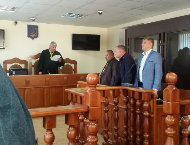Підозрюваного у взятті хабара адвоката Омелянюка відпустили під домашній арешт. ВІДЕО