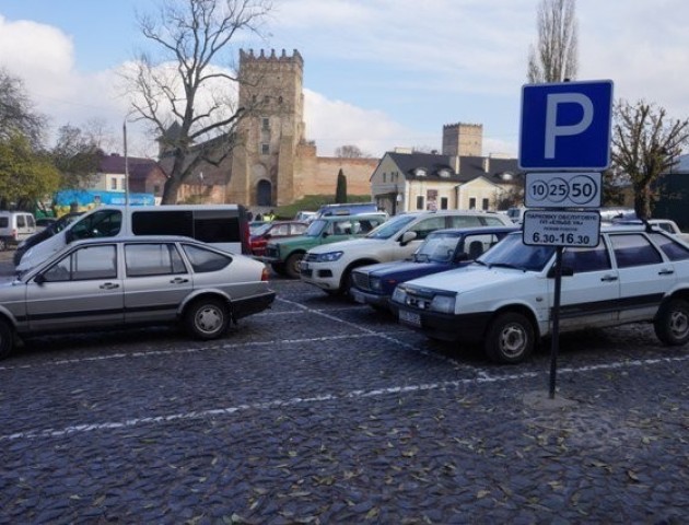 Відповідальність за відсутність парковки у Старому місті лежить на приватному підприємстві