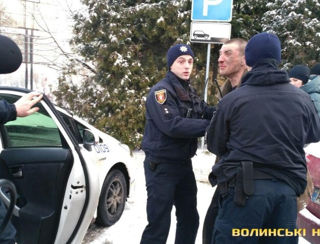 «П'яна» ДТП у Луцьку: патрульним пропонували хабар. ВІДЕО