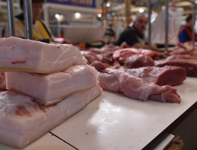 В Україні хочуть обмежити продаж домашнього м'яса