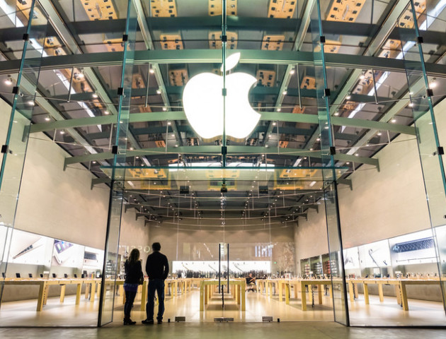 Акціонери Apple закликають компанію боротись із залежністю підлітків від iPhone