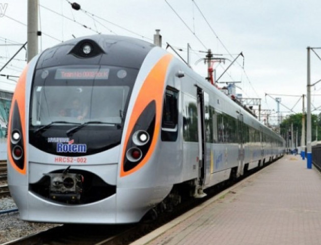 Потяг «Ковель-Львів» не курсуватиме два дні поспіль