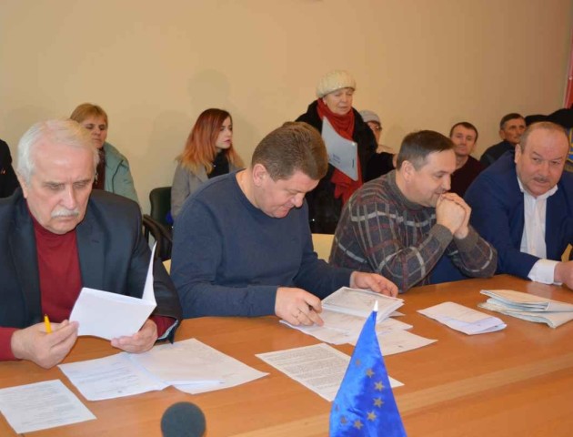 «Потрібен компроміс», - депутати про конфлікт у Струмівці | Волинська обласна рада