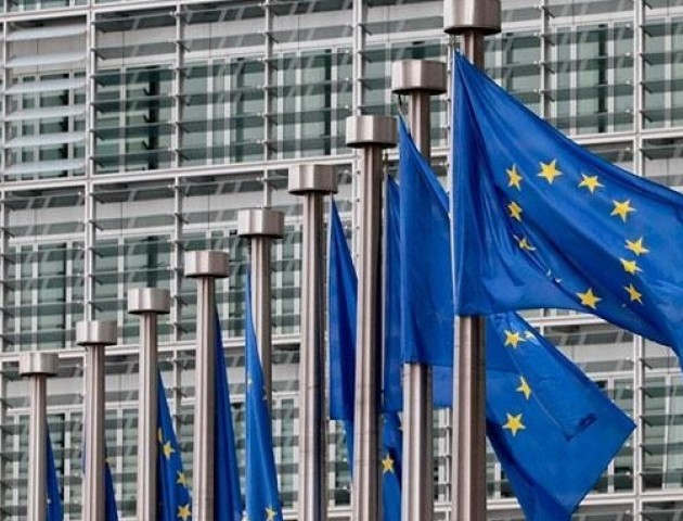 Єврокомісія офіційно запропонувала Україні 1 мільярд євро допомоги