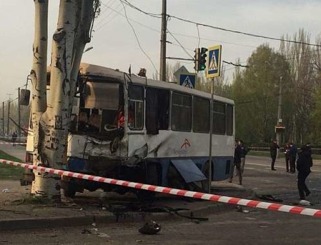 Після моторошної ДТП у Кривому Розі в Україні хочуть відмінити жовтий сигнал світлофора