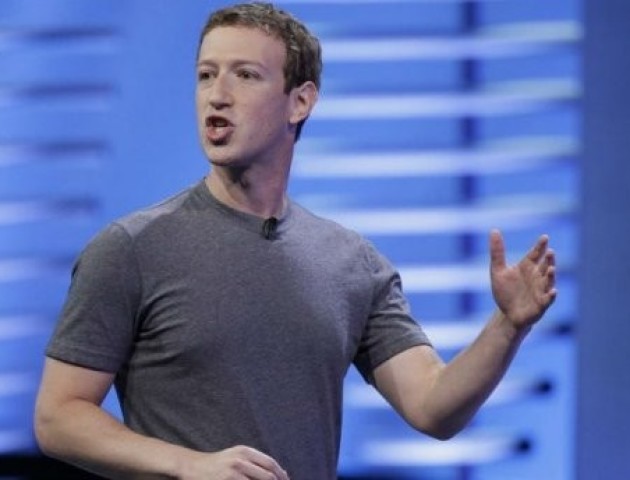 Цукерберг відповів Куку через критику Facebook