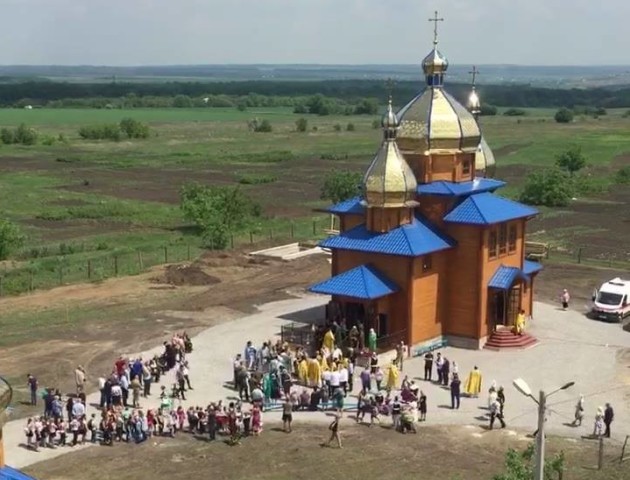 Показали, як освячували новозбудований храм у Волновасі. ФОТО. ВІДЕО