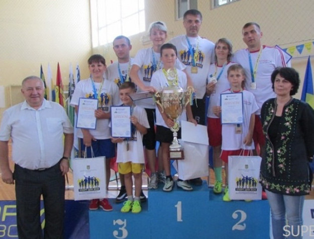 Волинська сім'я виборола срібло на Всеукраїнському спортивному фестивалі