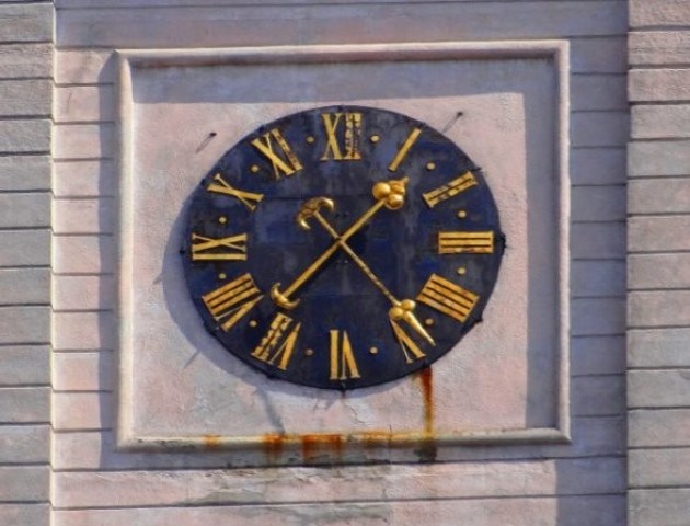 На будівлі Луцькради встановлять годинник